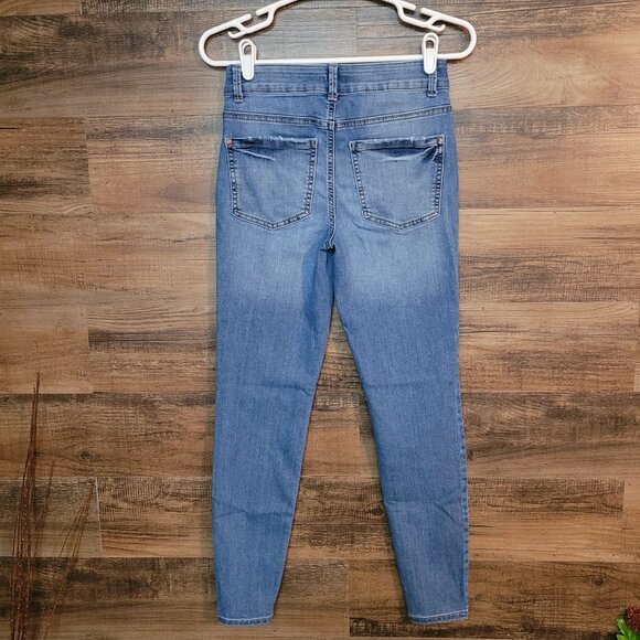 Maurices Jeans 4 S Everflex High Rise Skinny Tummy Control Medium Light - Picture 2 of 8